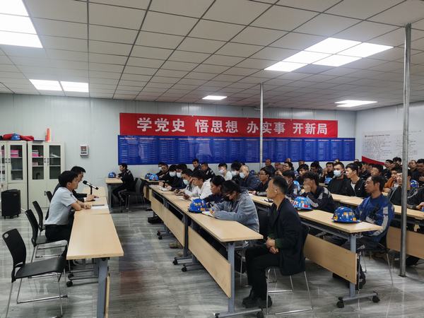 陜煤建設(shè)洗選煤運(yùn)營公司:抓實(shí)抓細(xì)《保障農(nóng)民工工資支付條例》宣貫工作