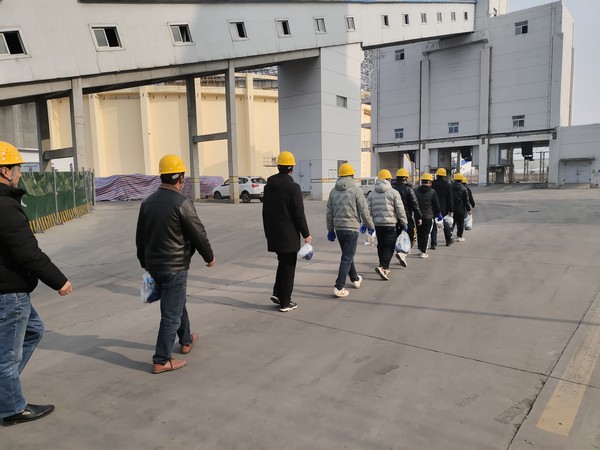 陜煤建設(shè)洗選煤運營公司神渭蒲城運營項目部：加強新人培訓，提高安全管理