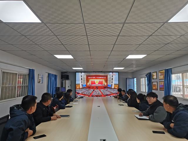 陜煤建設(shè)韓城分公司土建二項(xiàng)目部：“線上+線下”全員“充電蓄能”，構(gòu)建大學(xué)習(xí)格局