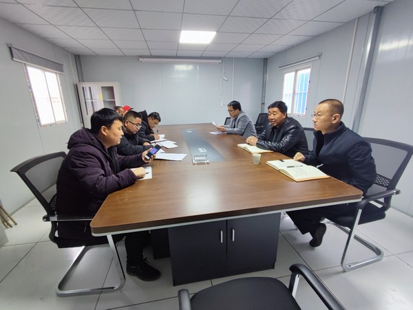 陜煤建設(shè)路橋分公司彬長項目部“三到位”讓農(nóng)民工勞有所得 ，不再“憂酬煩薪”