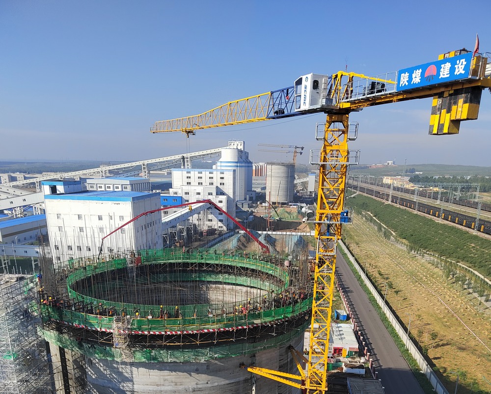 陜煤建設(shè)第二直屬項(xiàng)目部：滑模施工戰(zhàn)正酣，全力沖刺保進(jìn)度